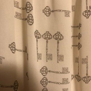 TED BAKER Size 4 (EU) KEy print Romper